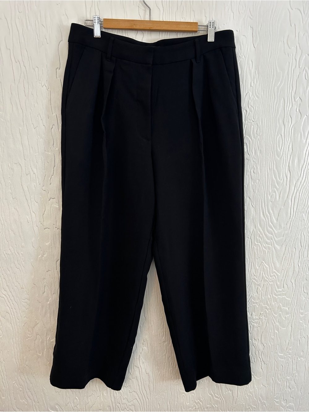 BANANA REPUBLIC Pleated Wide Leg Pants Black Size 12 Office Trouser‎ Career